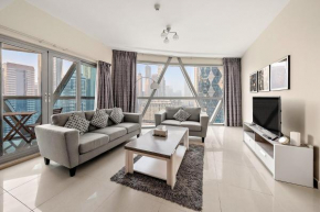 FIRST CLASS 2BR Heartwarming Retreat
